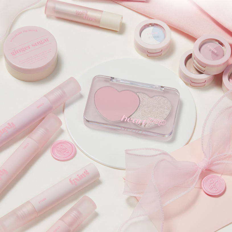 홀리데이 에디션 (룩앳마이아이즈듀오/하트팝듀오블러셔/픽싱틴트/진저슈가멜팅밤/진저슈가오버나이트 립마스크)